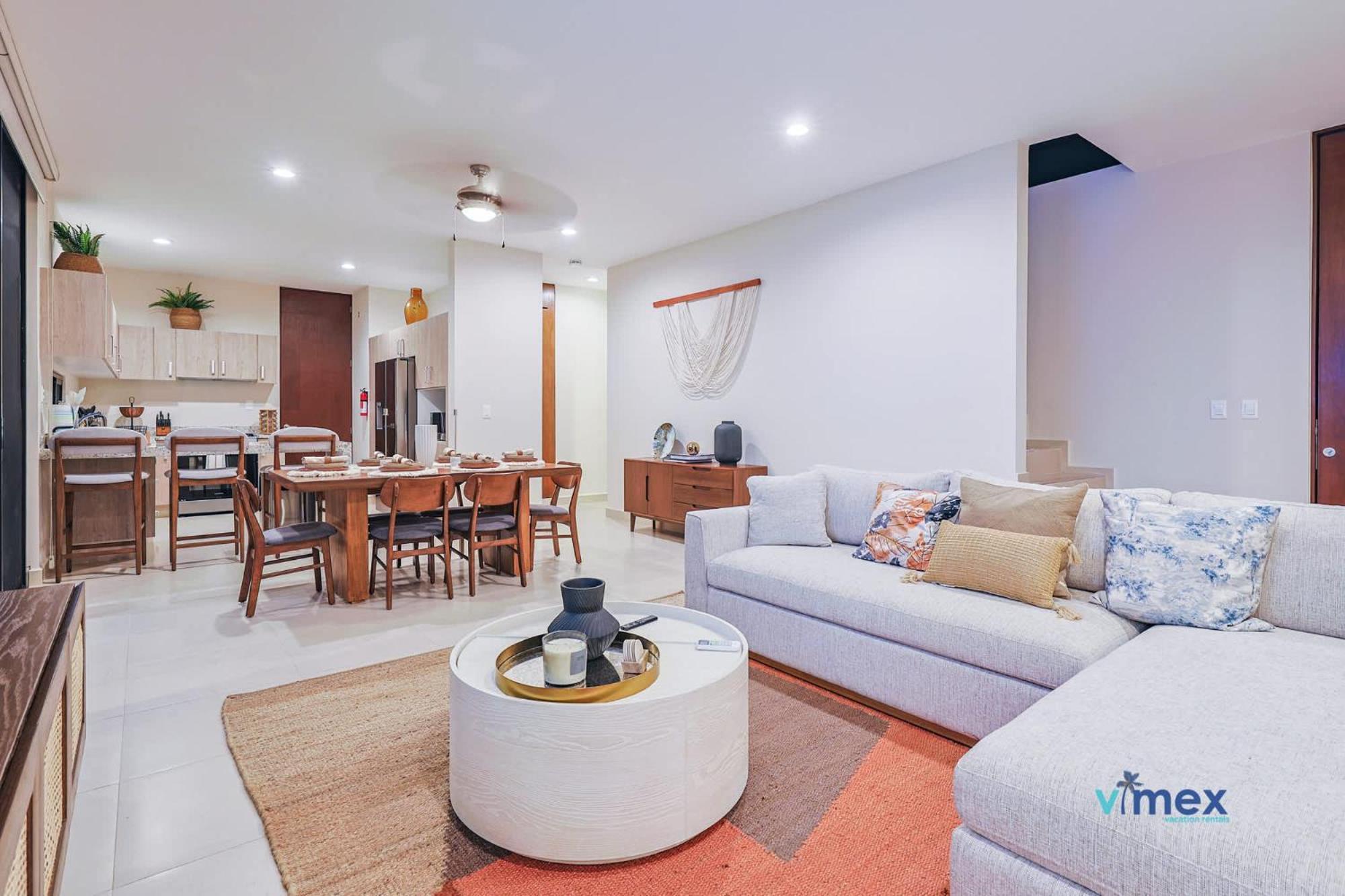Holiday home Modern Townhouse With Private Pool And Bbq Area
