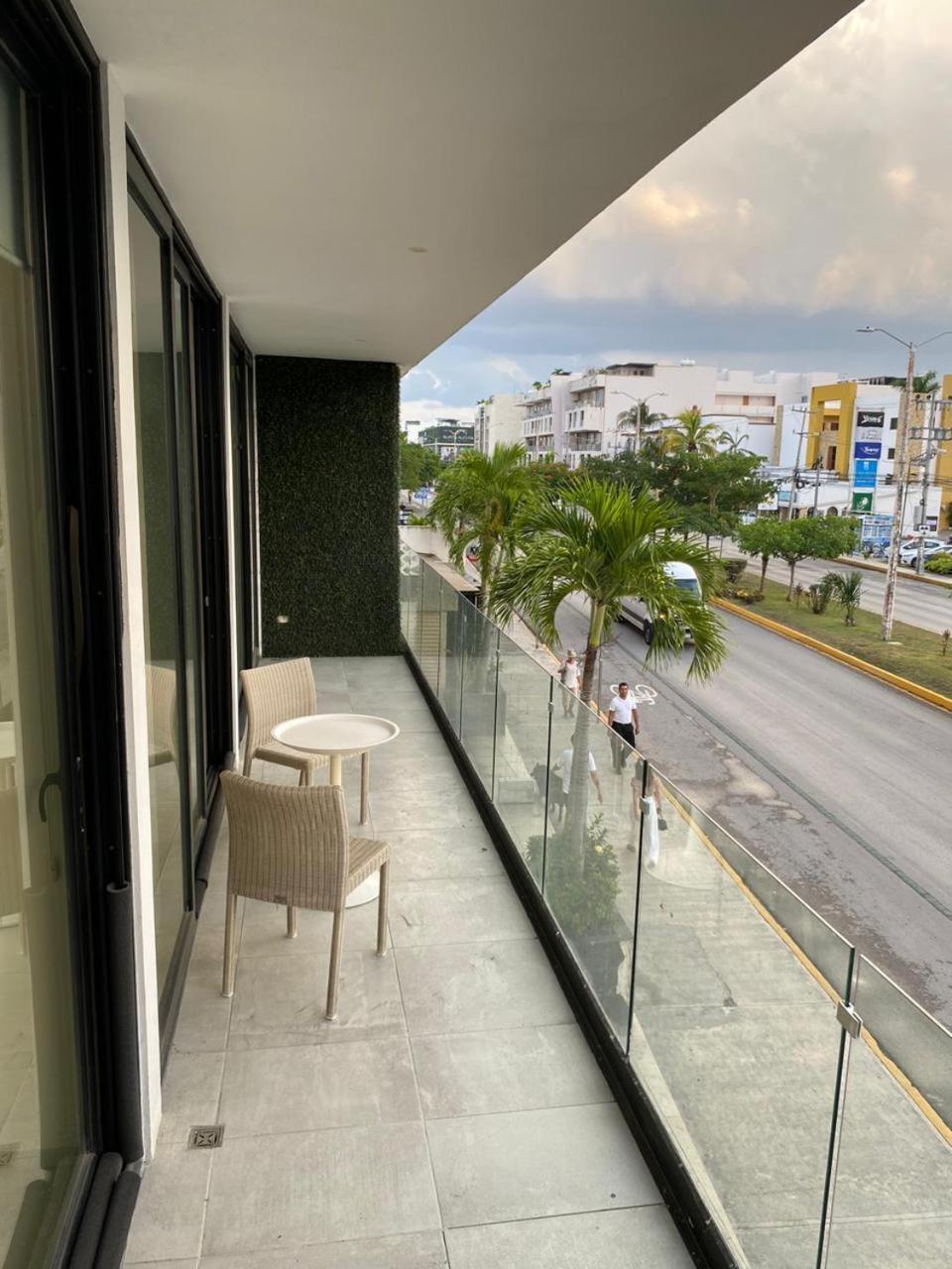 Aparthotel Meneses The City