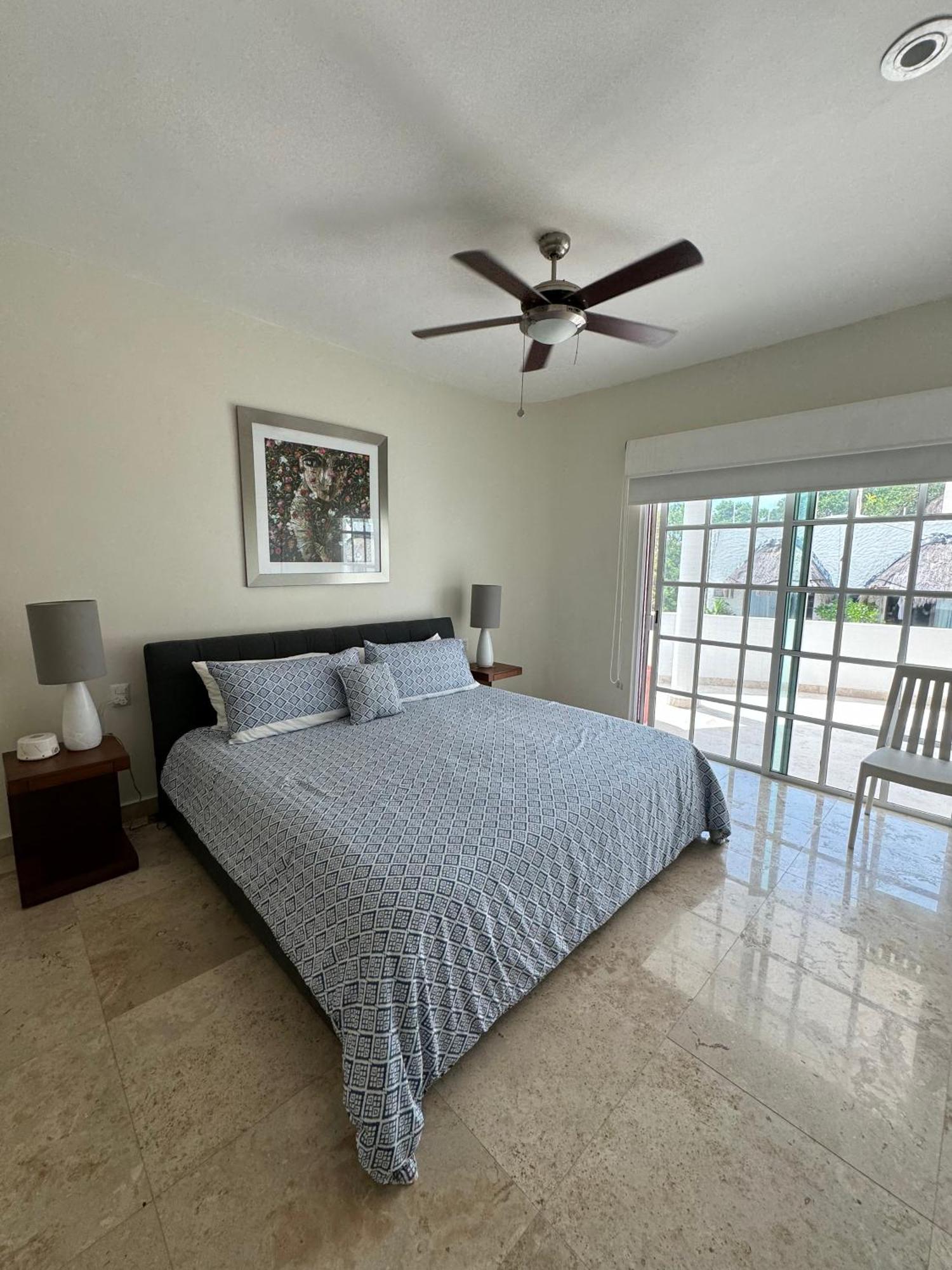 Apartment Moderno Y Amplio Sobre 5ta Av Playa del Carmen