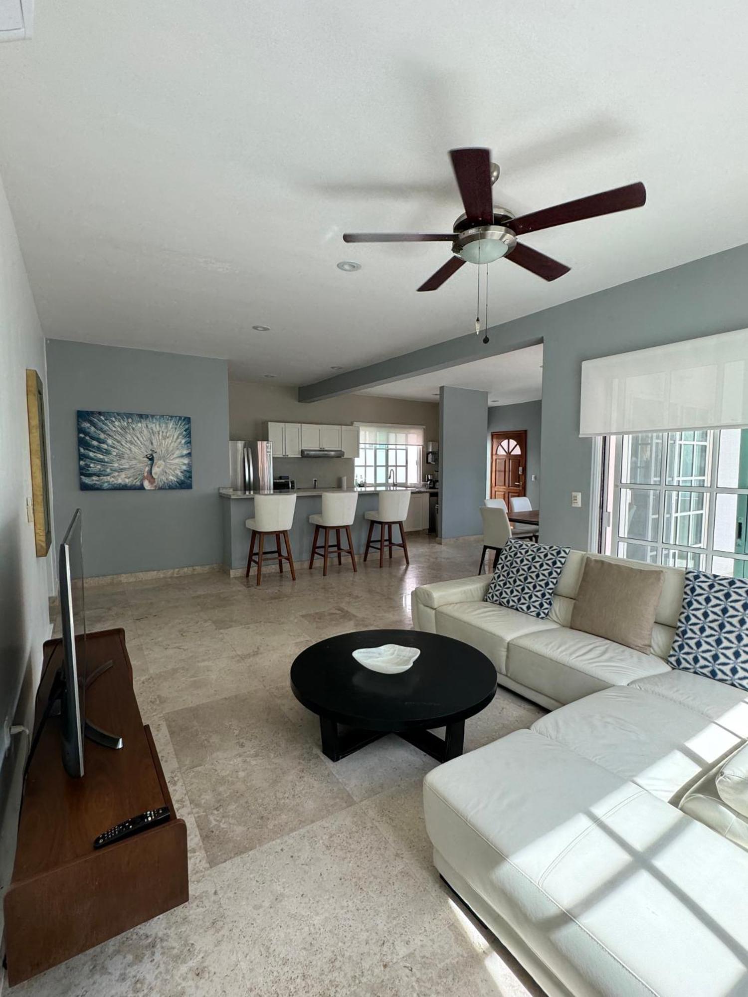 Apartment Moderno Y Amplio Sobre 5ta Av Playa del Carmen