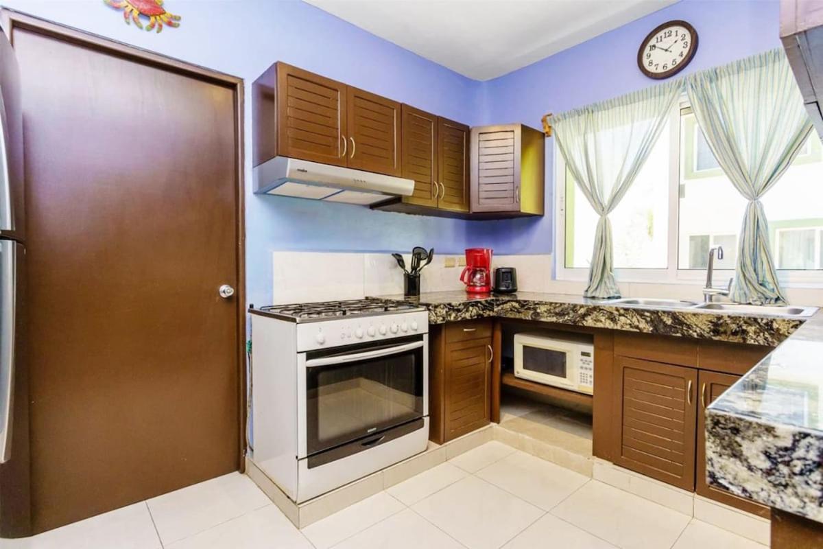 Perfect With Pool Access And Close To The Villa Playa del Carmen