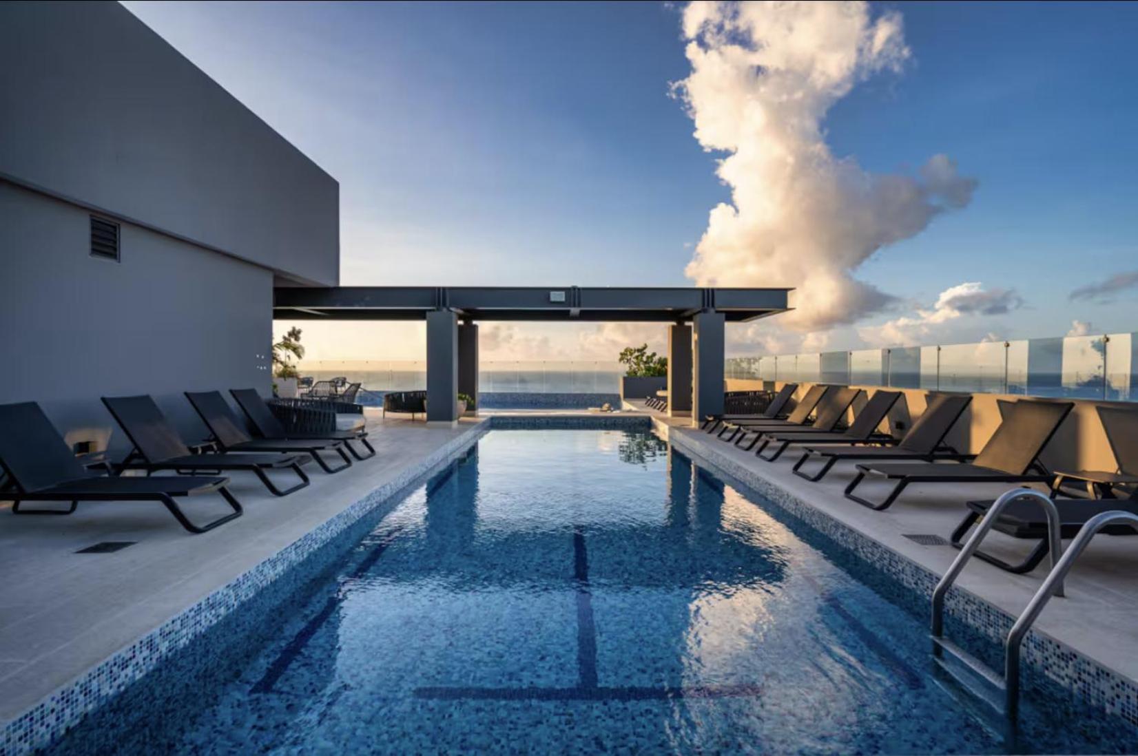 Apartment Luxury 1br Condo-amazing Oceanviews Prime Location Close To *