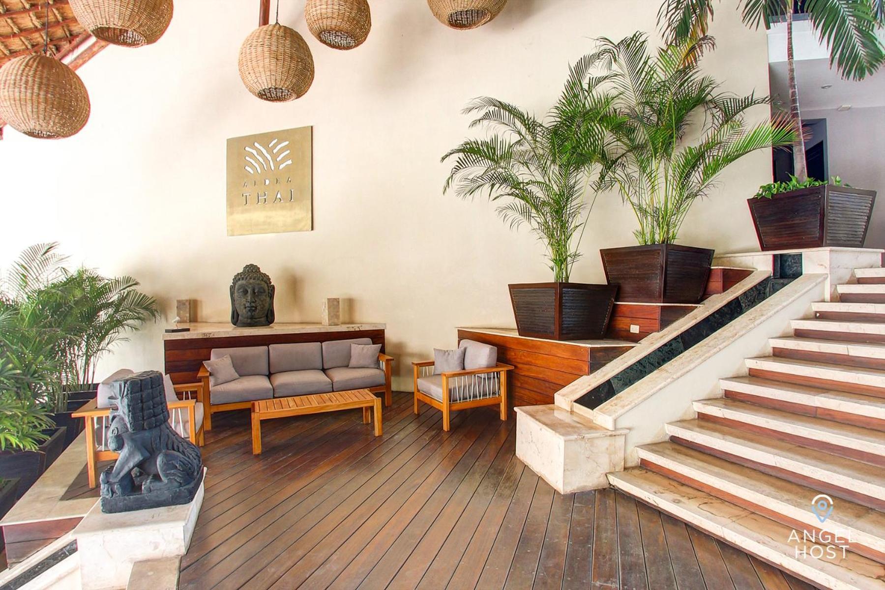 Holiday home Beachfront Penthouse Oceanview Rooftop And Pool *