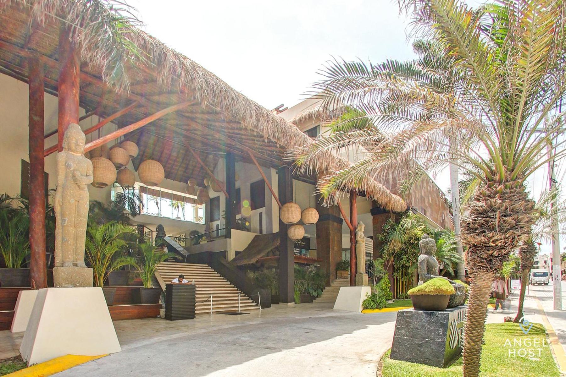 Beachfront Penthouse Oceanview Rooftop And Pool