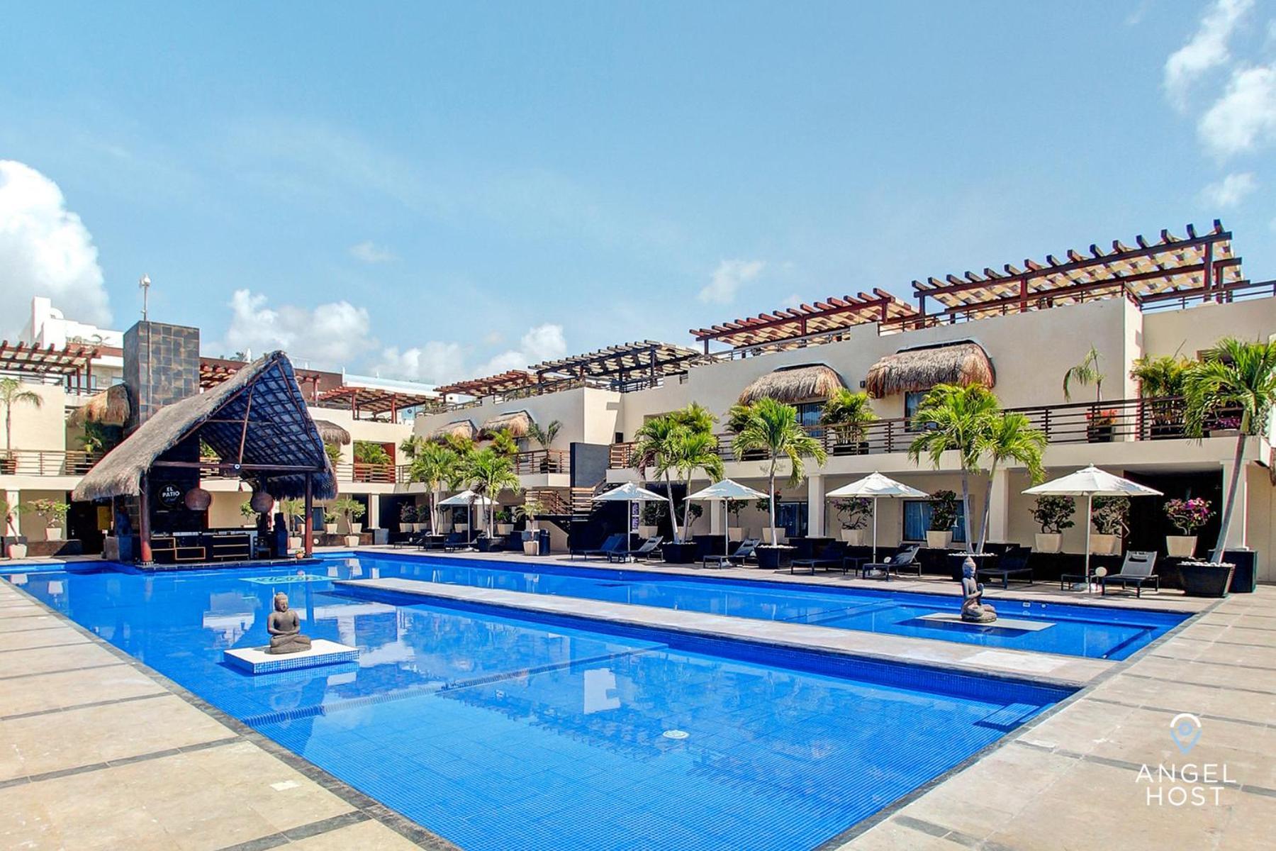 Beachfront Penthouse Oceanview Rooftop And Pool Holiday home Playa del Carmen
