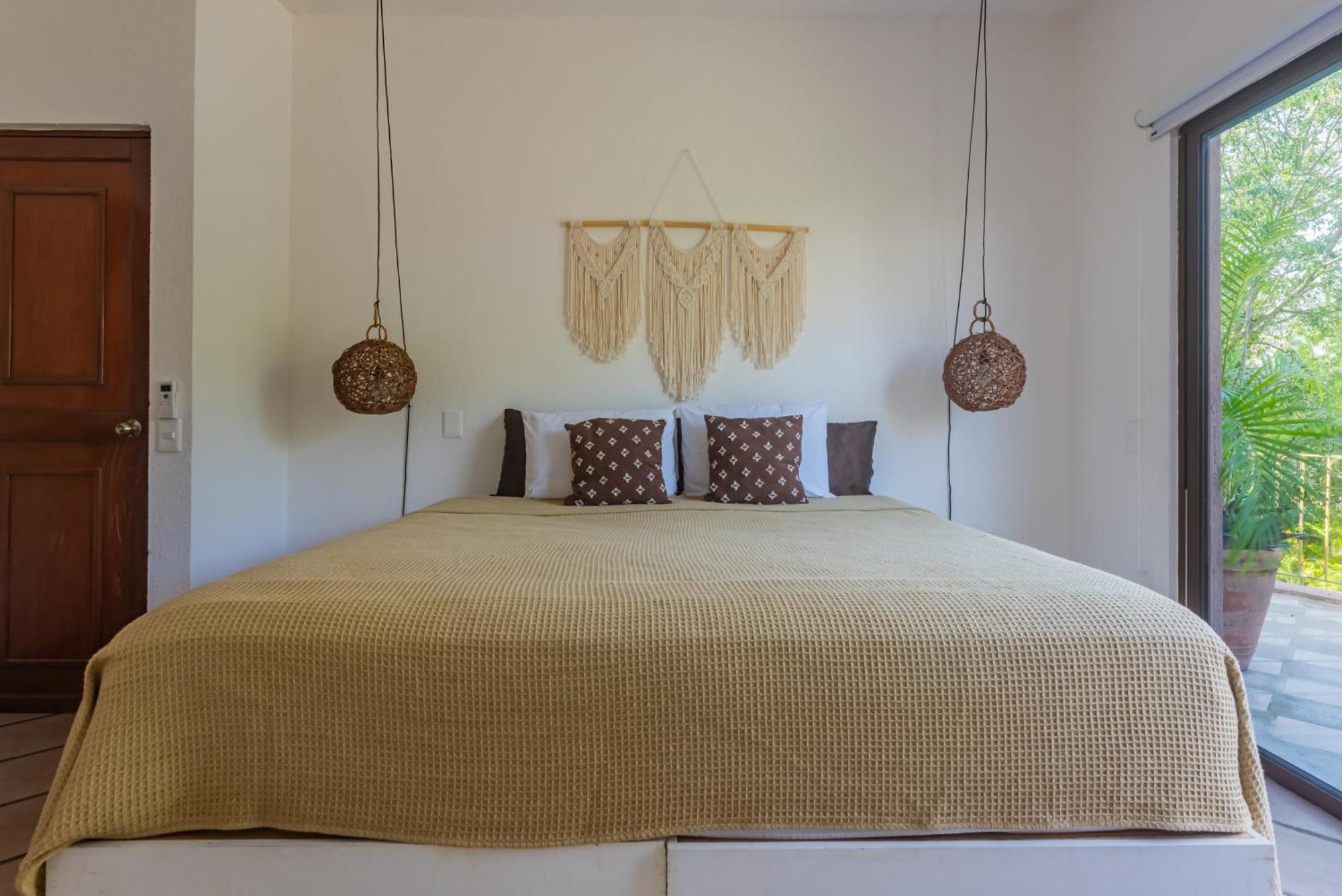 Espacioso Apartamento Gardenias , Playacar 2Bdr Apartment *