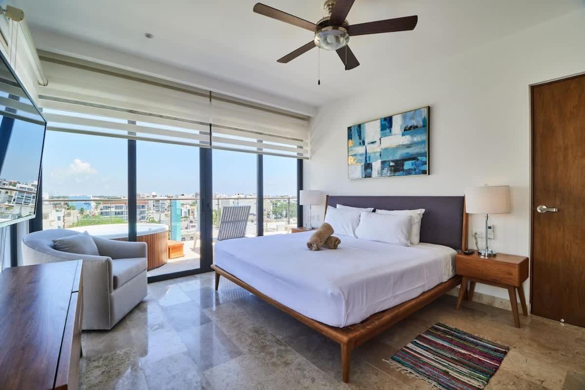 Luxury 2-story With Jacuzzi Playa del Carmen