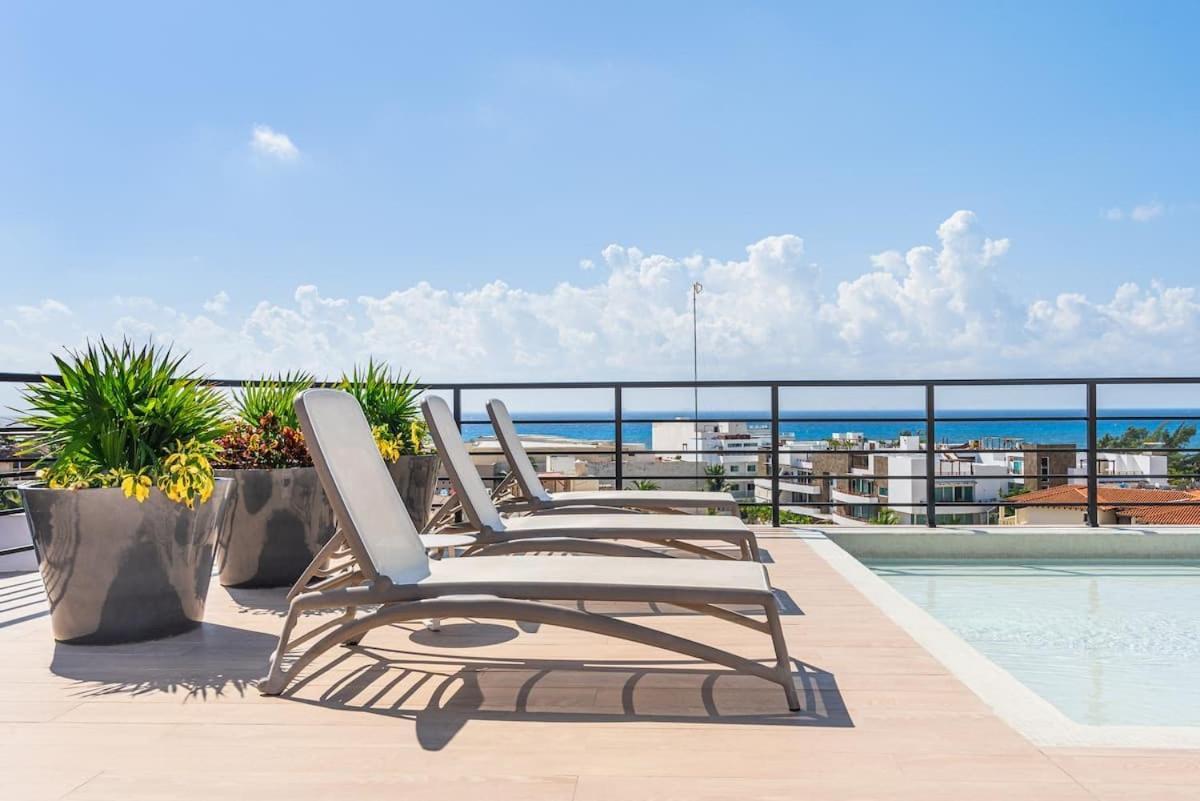 Tropical 2-bedroom Mangrove View