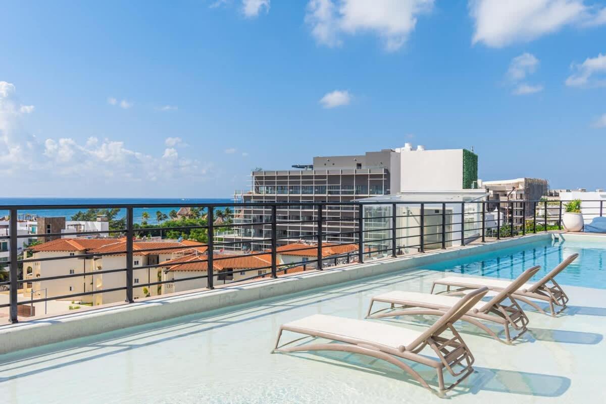 Tropical 2-bedroom Mangrove View *