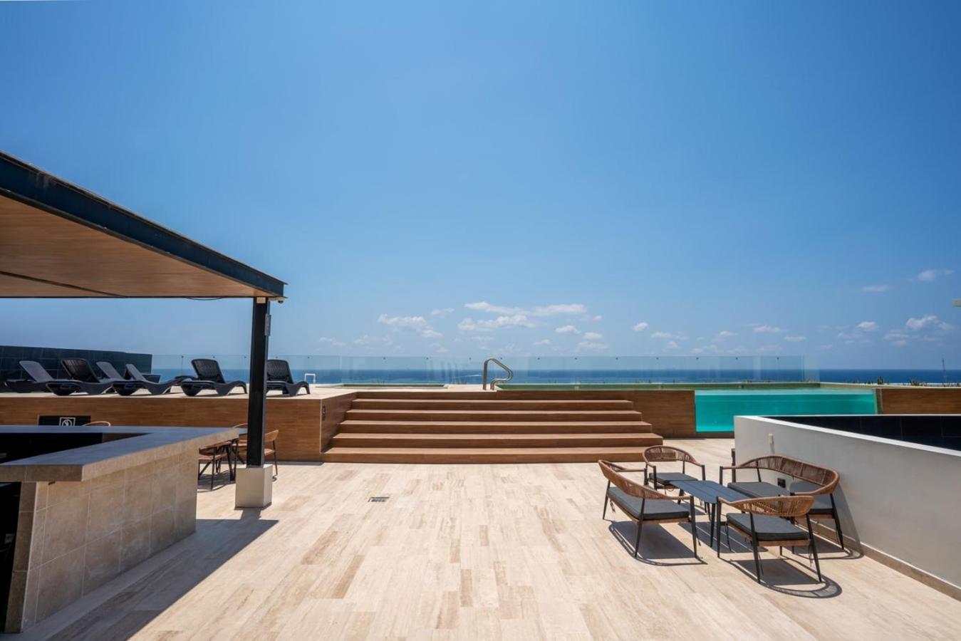 Appartement 2br W/ Rooftop Oceanview & Centric Location Playa del Carmen