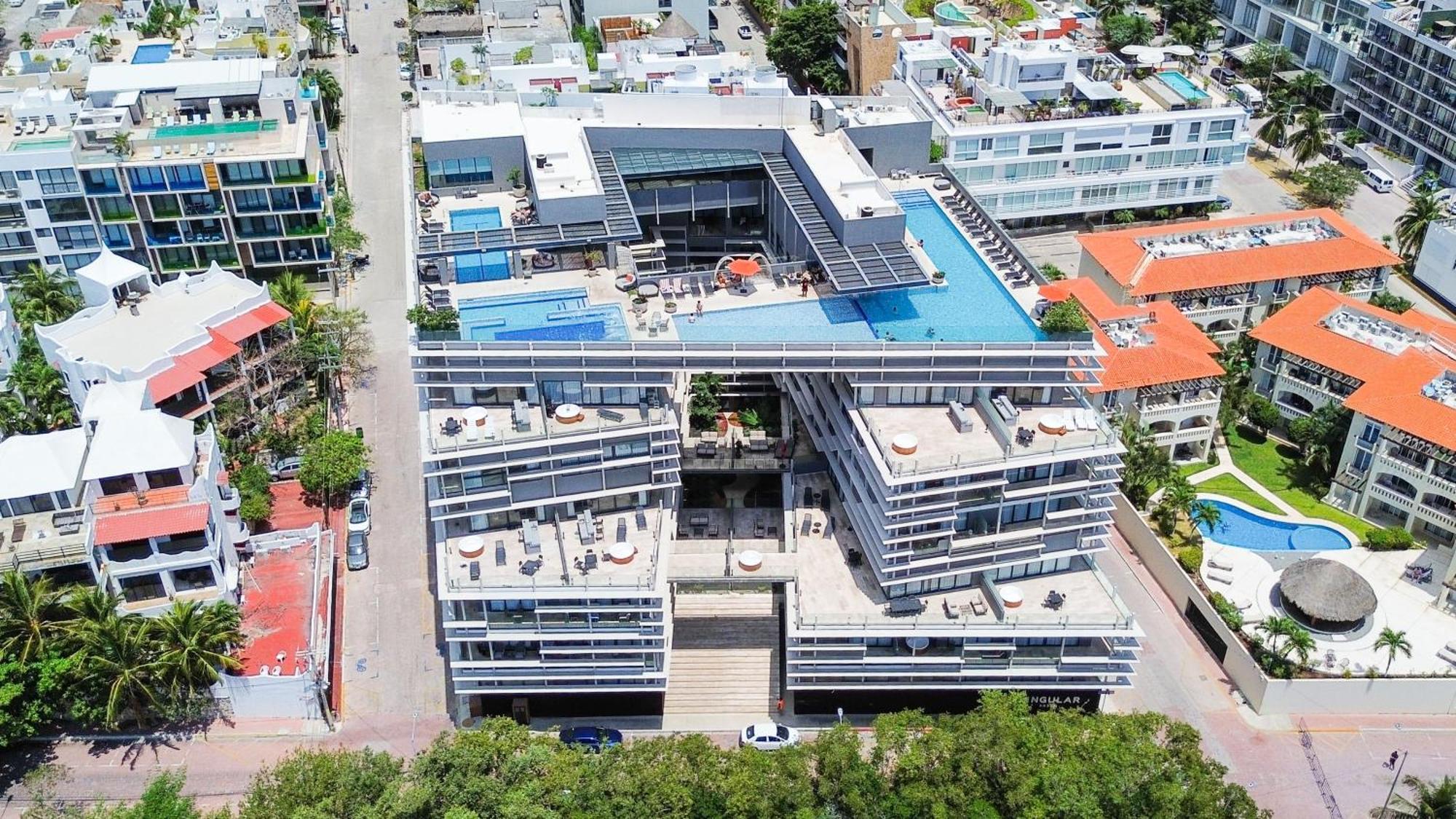 Luxury 1br Condo-amazing Oceanviews Prime Location Close To *