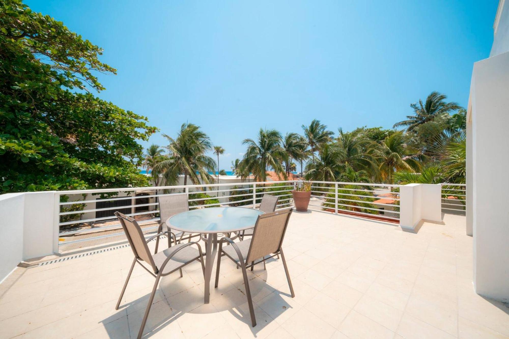 With 4 Bedrooms - Spacious Oceanview With Private Pool At Playacar Phase I Pura Vida *