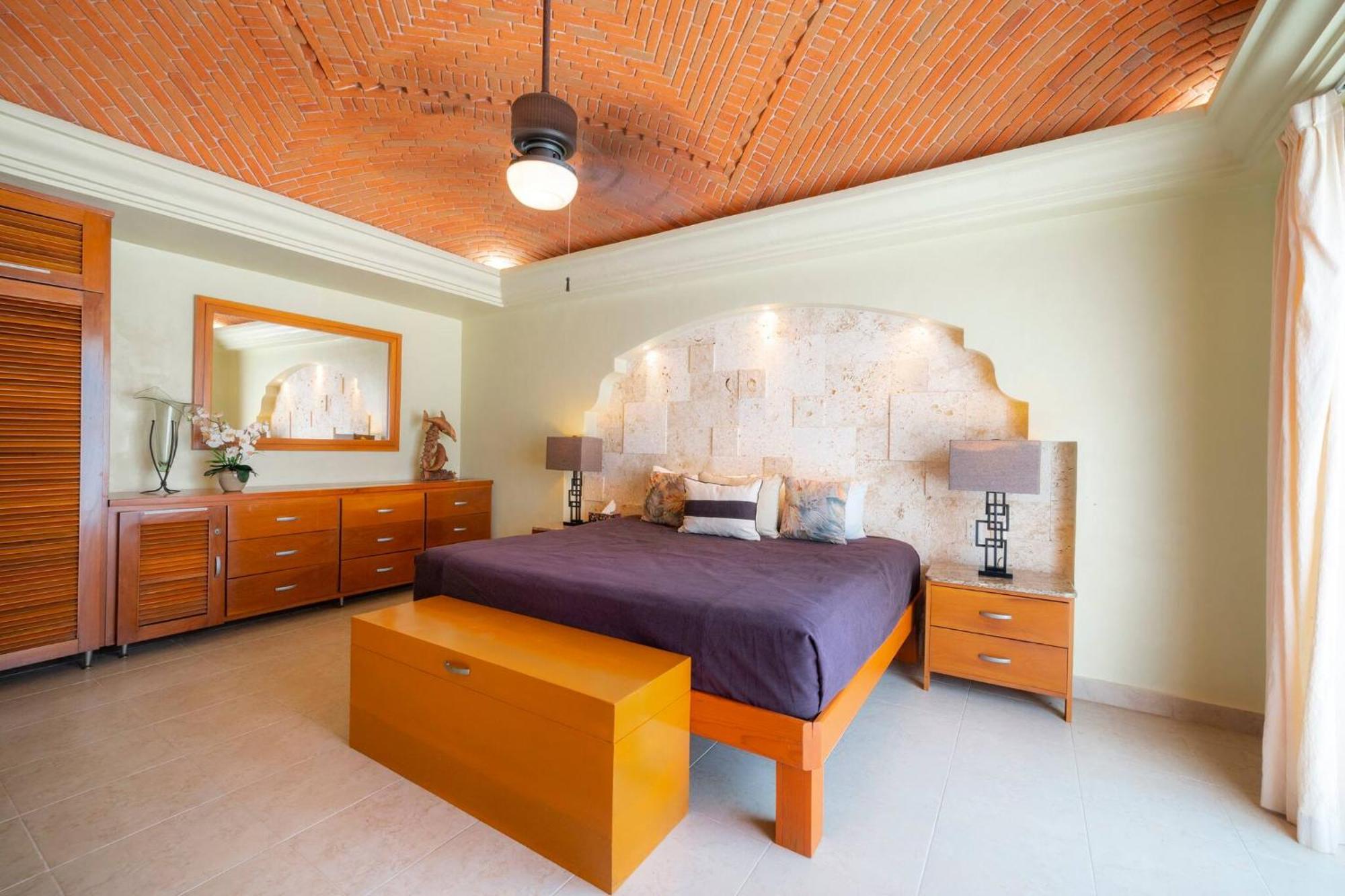 With 4 Bedrooms - Spacious Oceanview With Private Pool At Playacar Phase I Pura Vida Villa