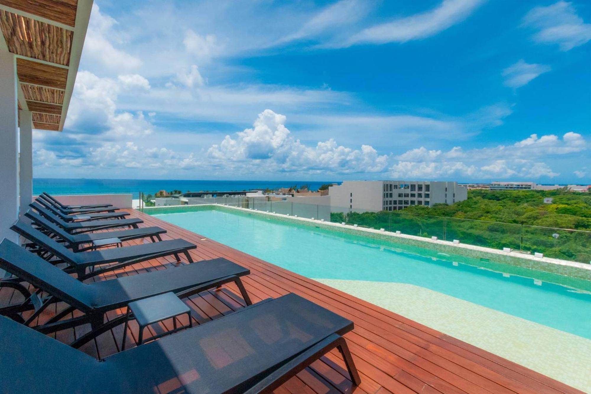 Caribbean Dreams - Stylish & Only 2 Blocks To The - At Bahay Apartment