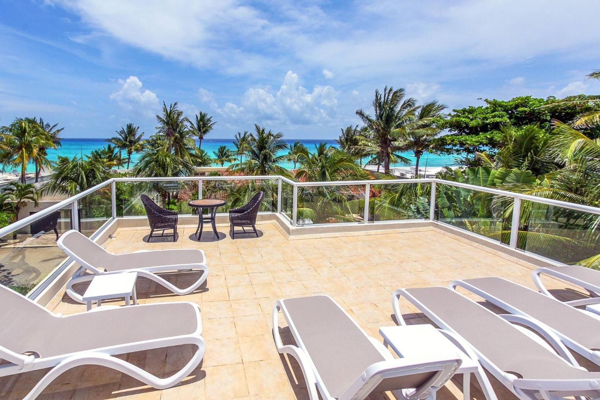 With 4 Bedrooms A Few Steps From The - Playacar - Vista Del Mar Villa Playa del Carmen