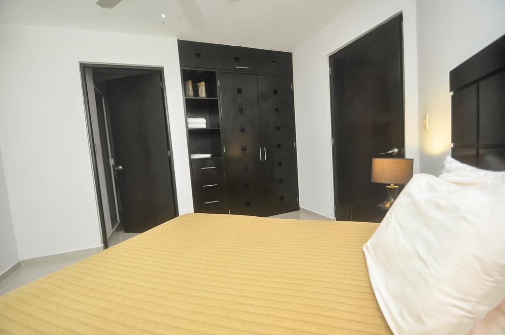 Phenomenal Location Near Beach & 5Th With Stunning Roof Pool