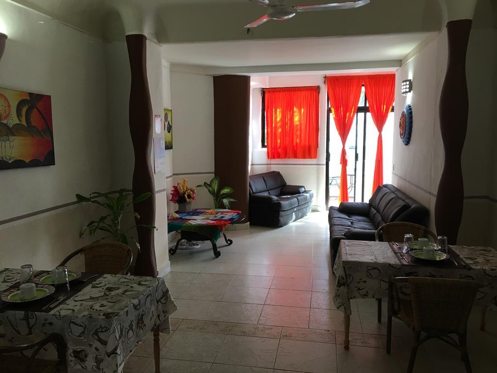 Tiburon Frühstückspension Playa del Carmen
