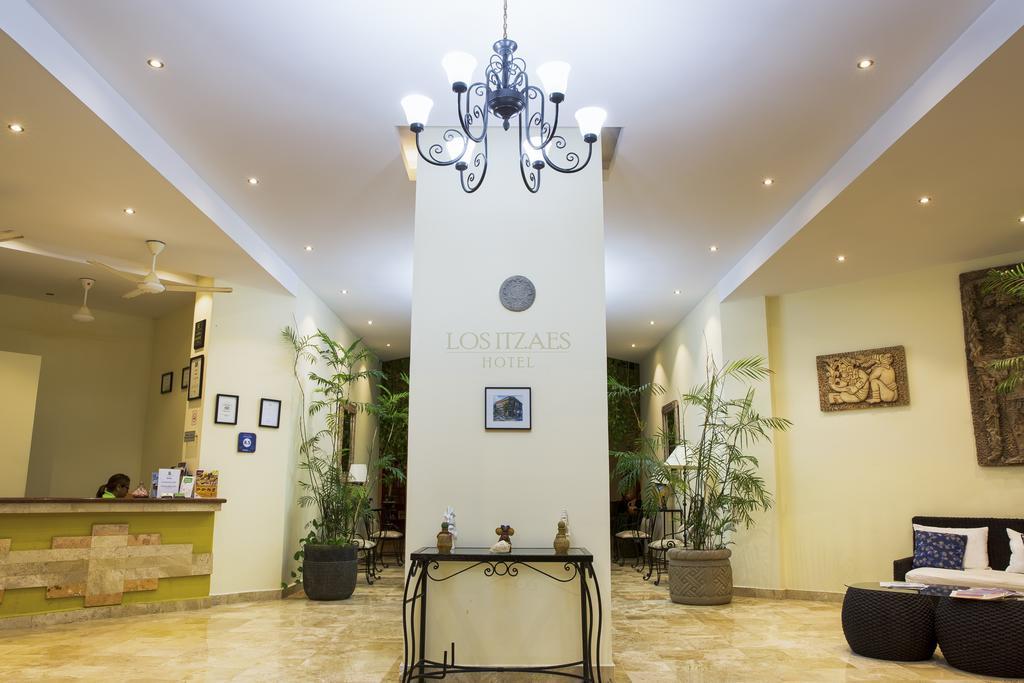 Itzaes Hotel