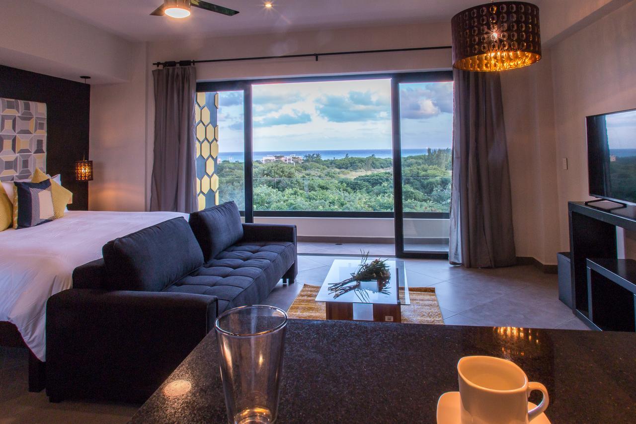 Honey B Aparthotel 3*