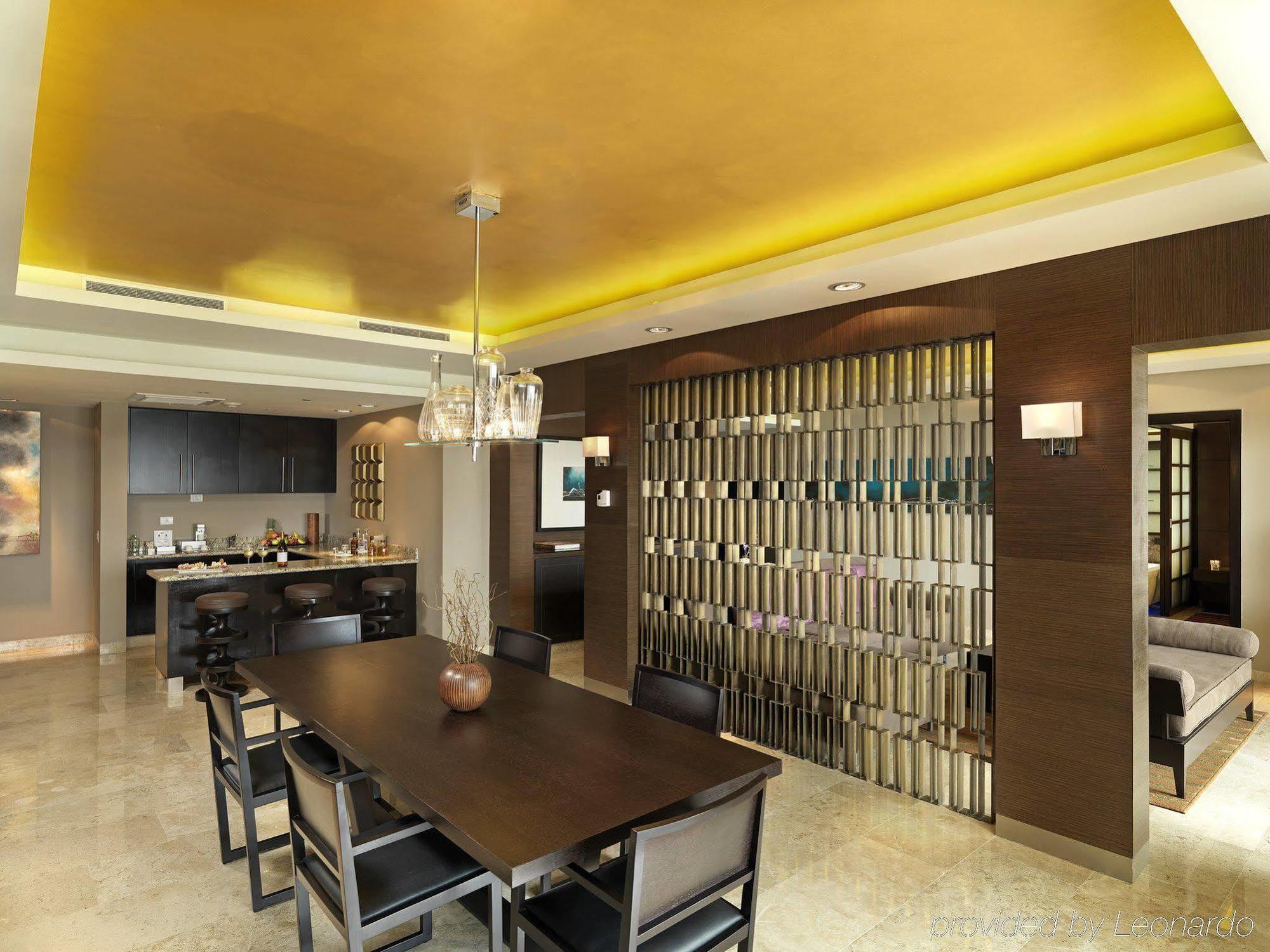 Royal Service At Paradisus La Perla (adults Only) Hotel