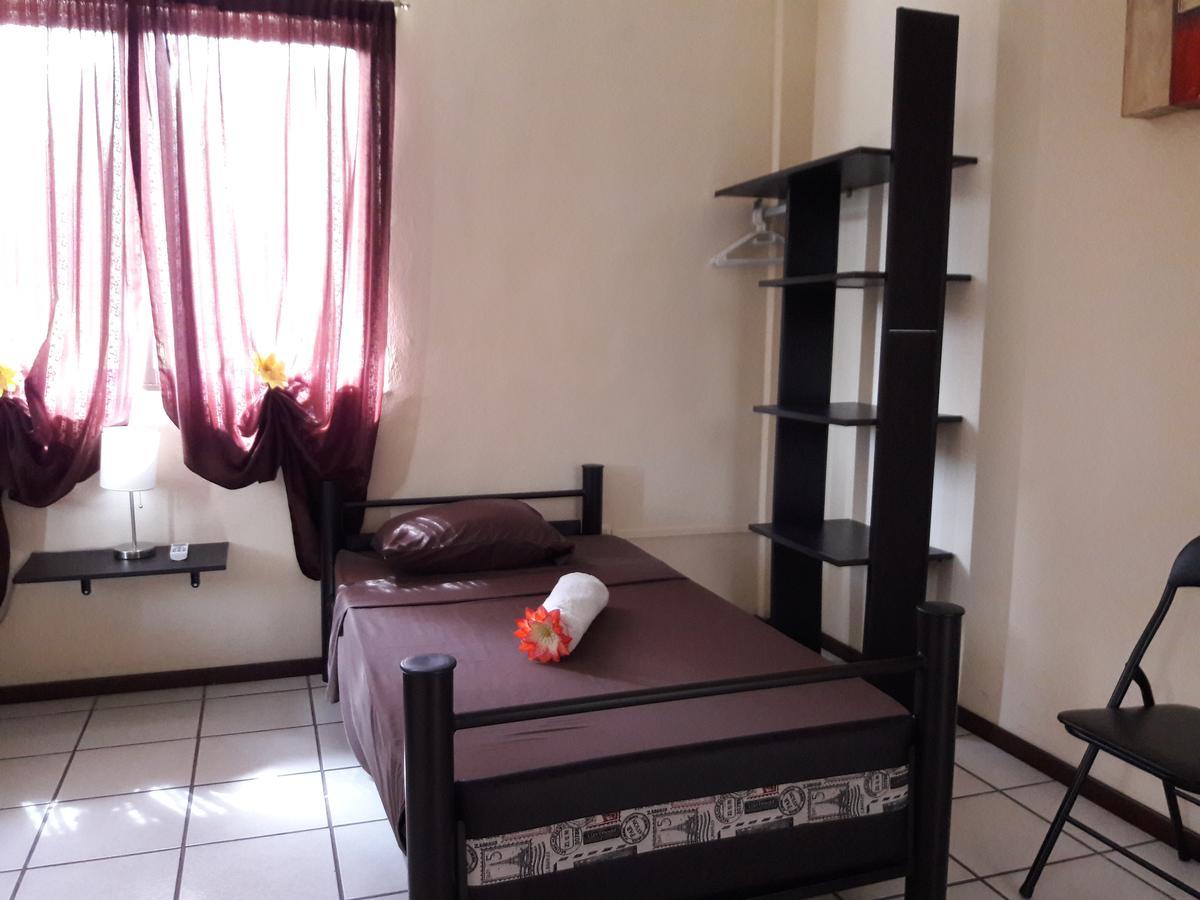 Hostel Alme *