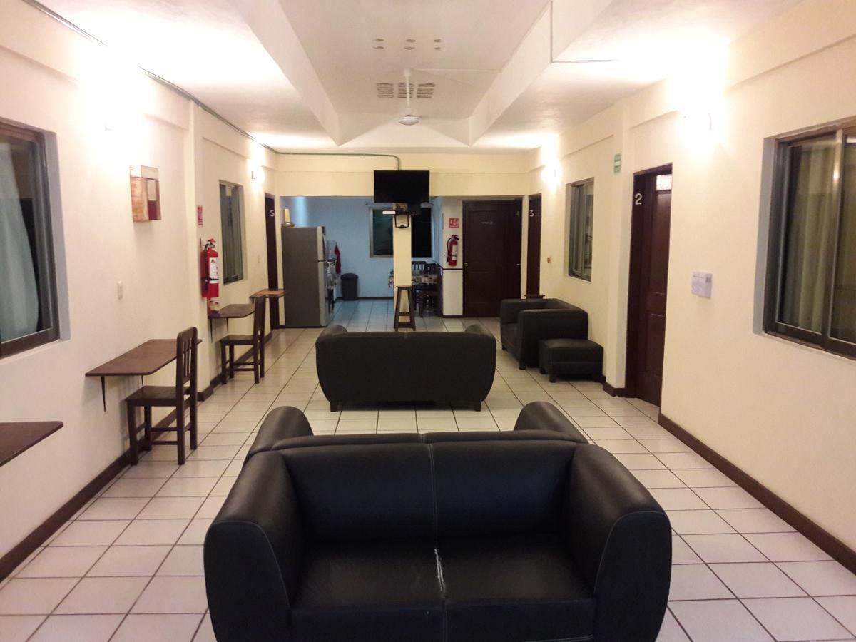 Hostel Alme *