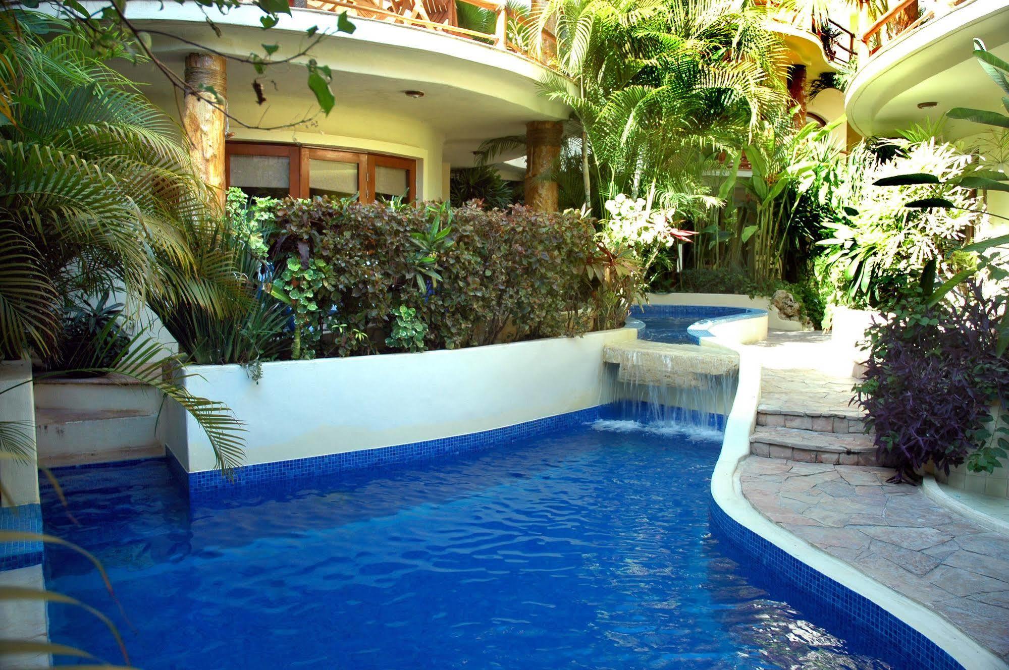 Sacbe Hotel&beach Club 3*