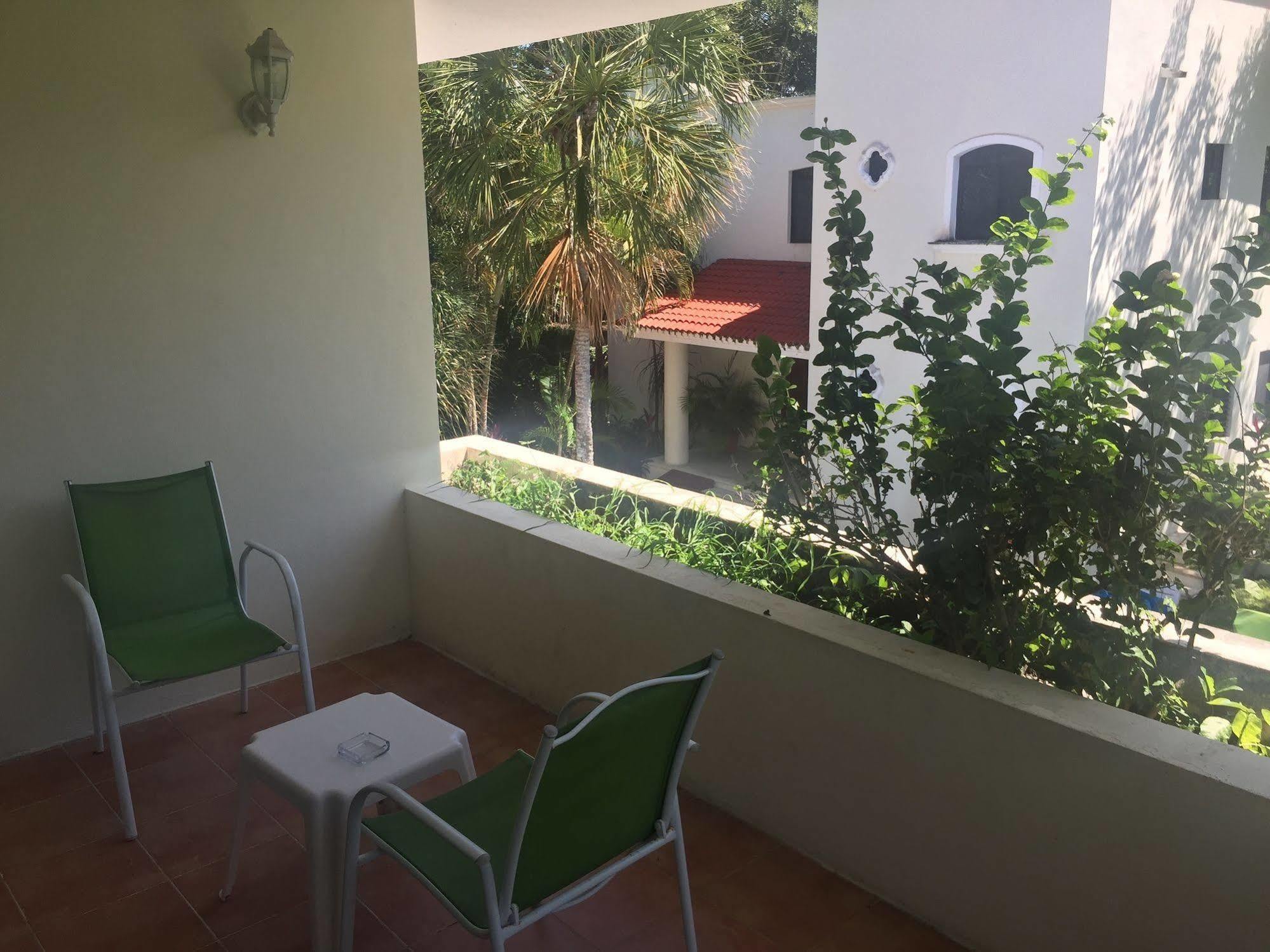 Oasis Boutique 3*