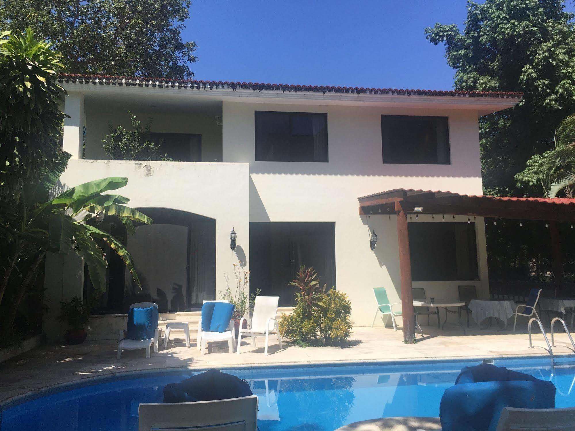 Oasis Boutique Bed & Breakfast Playa del Carmen