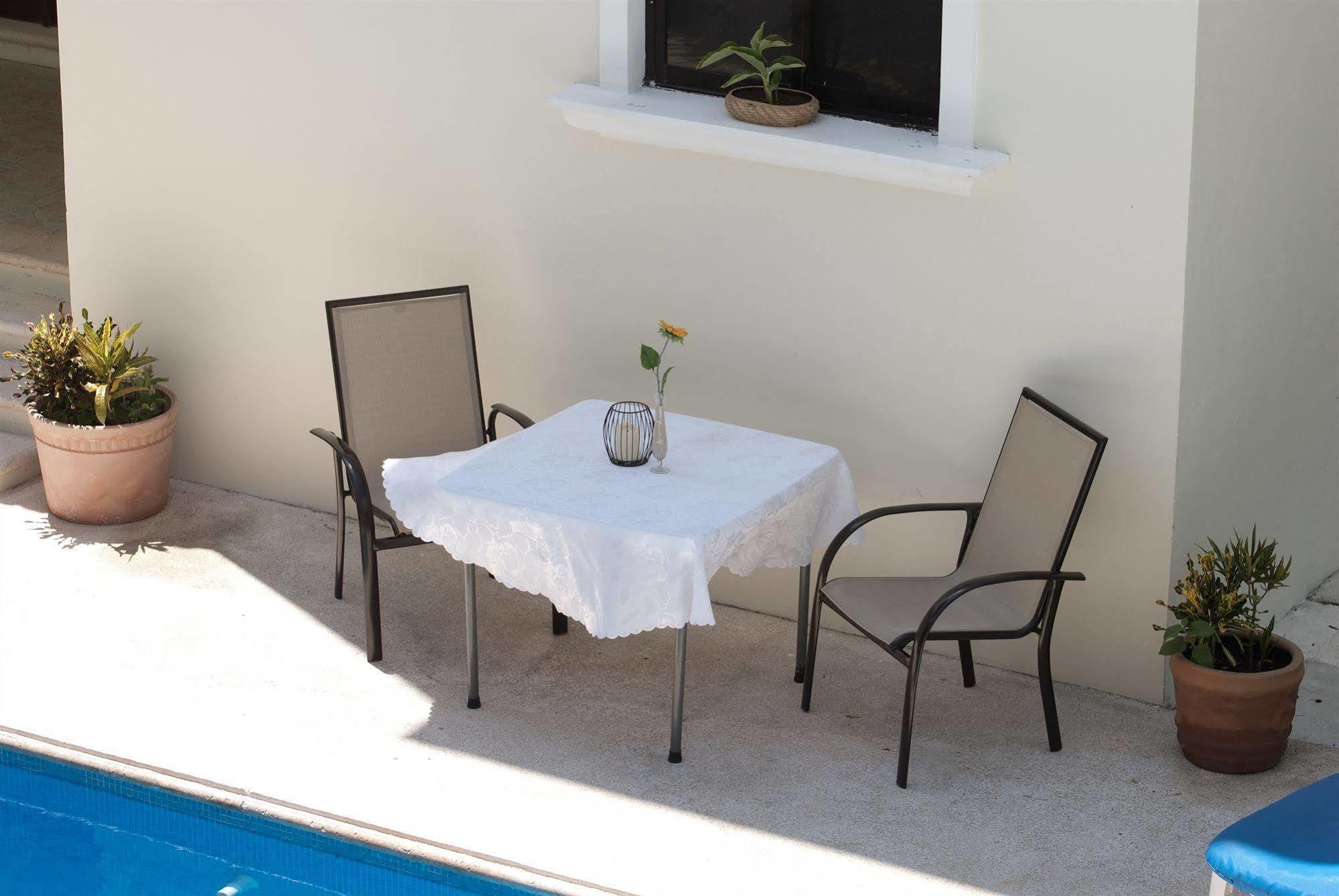 Oasis Boutique 3*