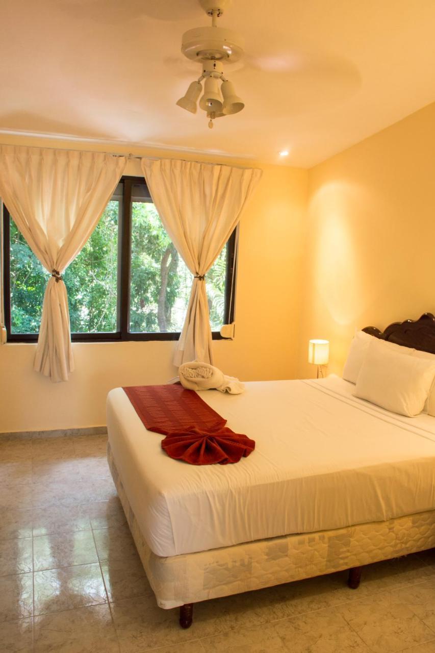Oasis Boutique Playa del Carmen