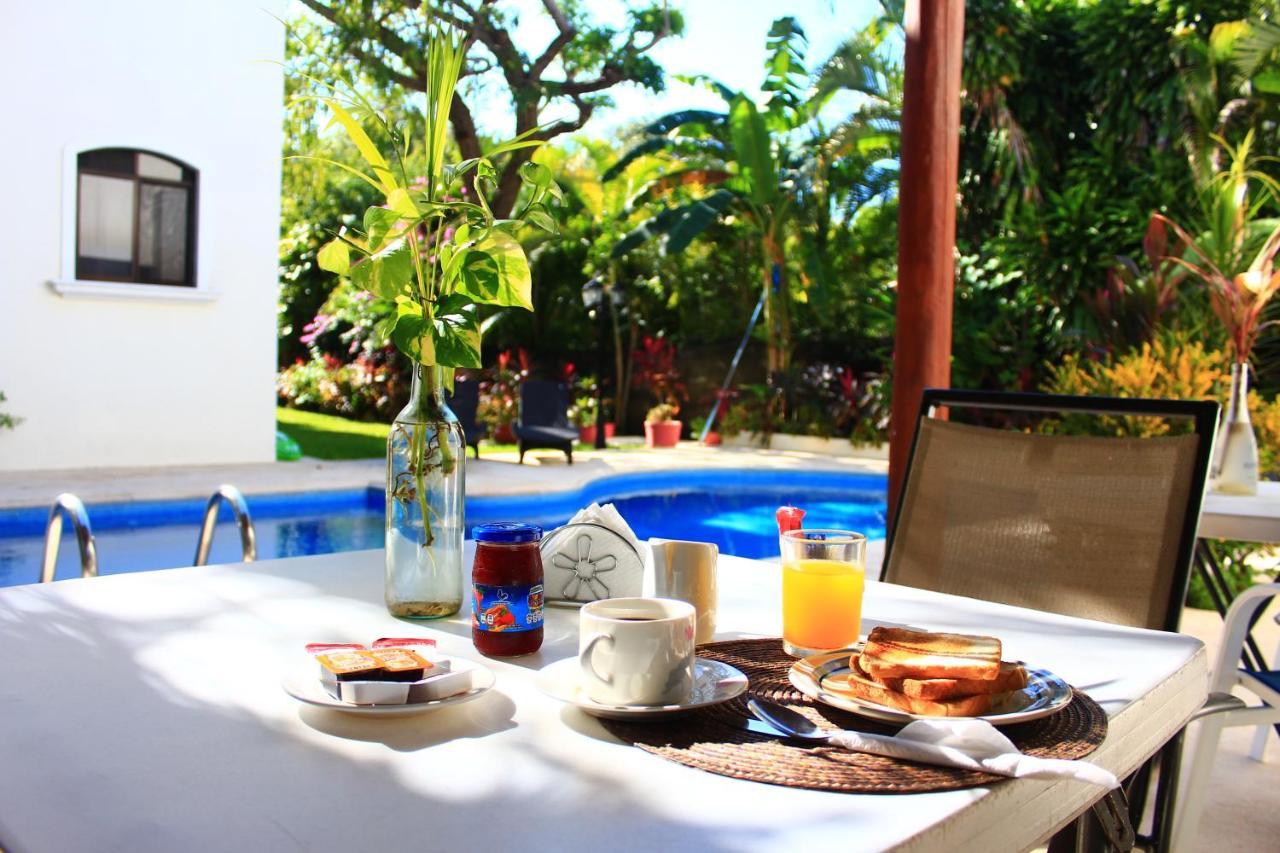 Bed & Breakfast Oasis Boutique