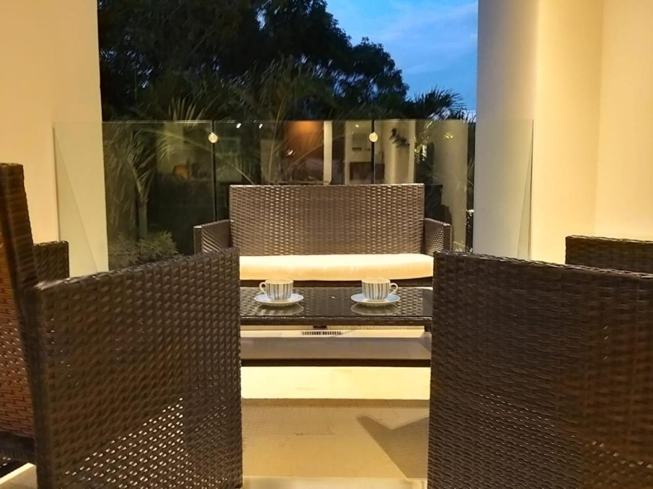 Precious 1 Bedroom In Brand New Miranda Building By Happy Address Apartment Playa del Carmen