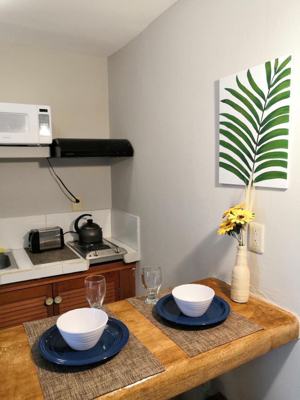 & 28 Apartment