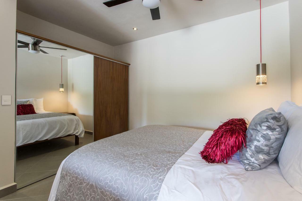 Honey B Aparthotel 3*