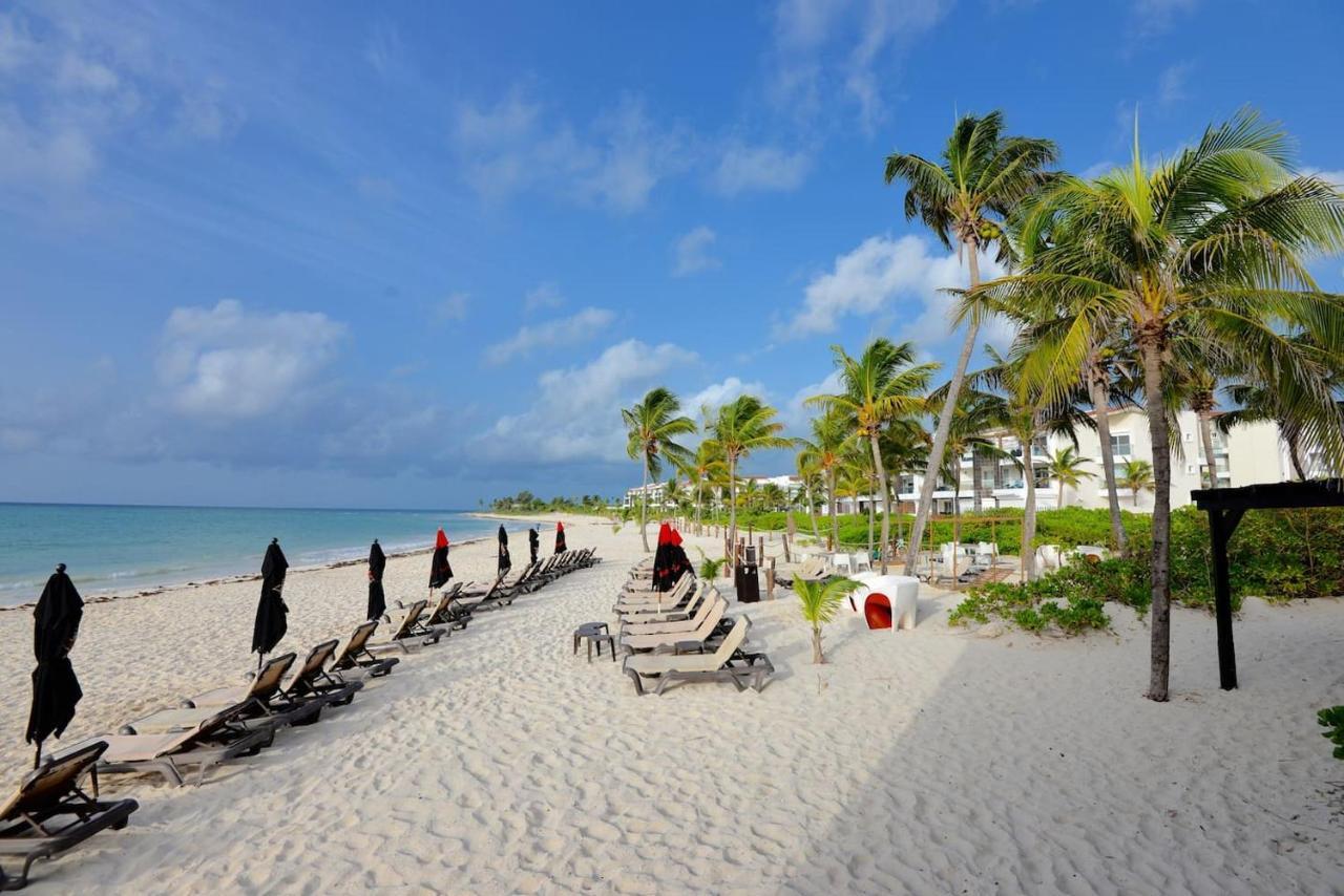 Deluxe Beachside, Private Beach Club And Golf
