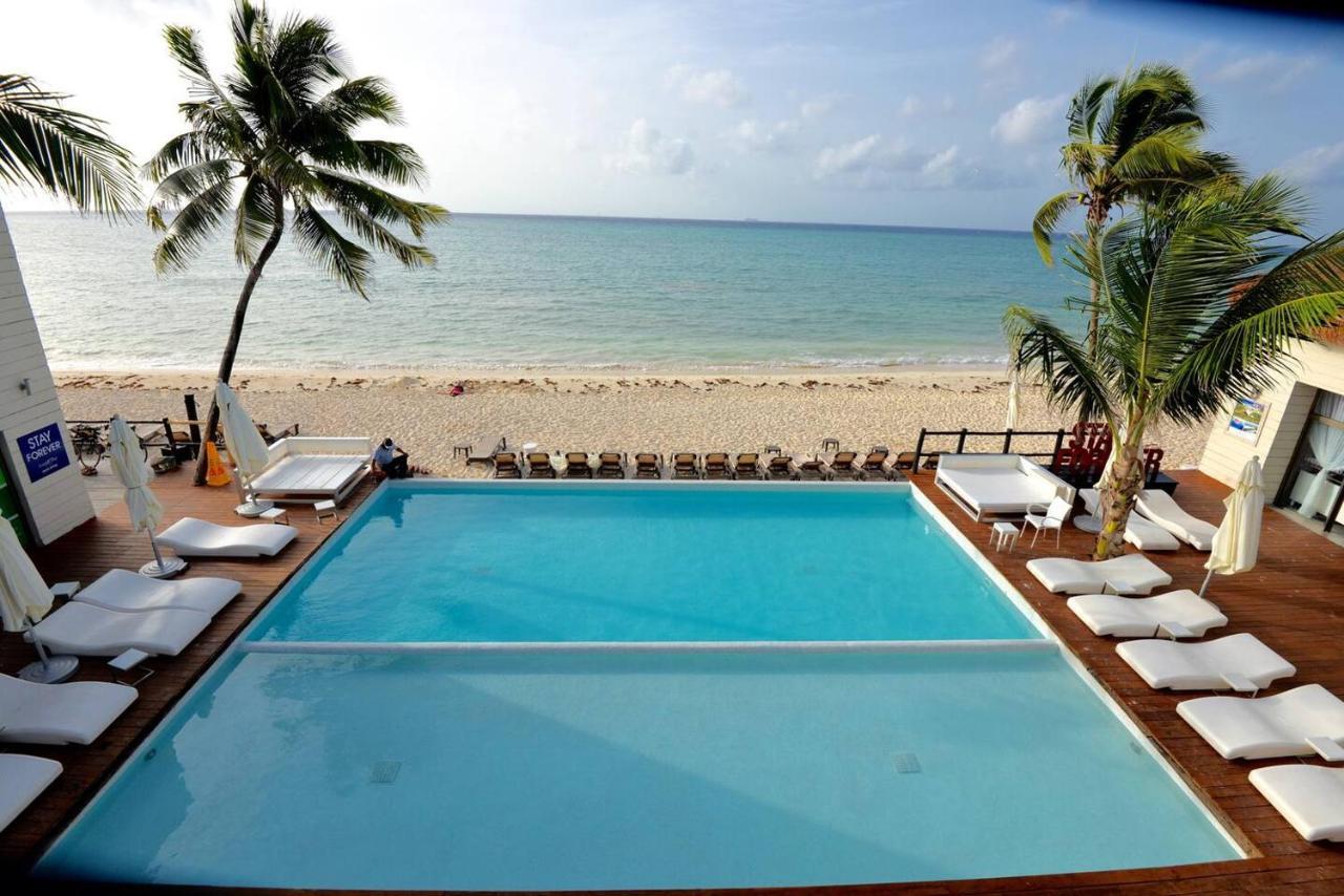 Deluxe Beachside, Private Beach Club And Golf Apartment Playa del Carmen