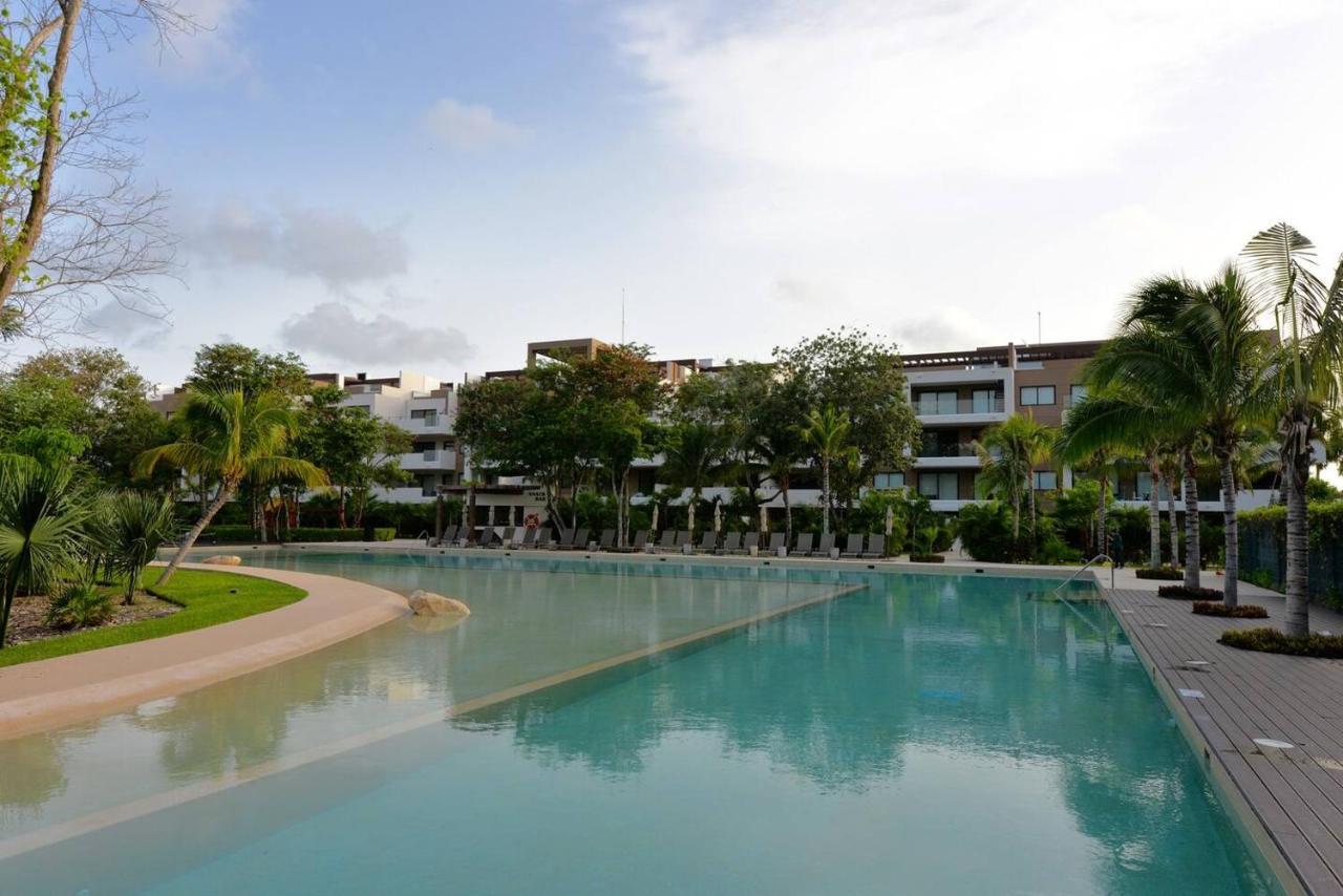 Deluxe Beachside, Private Beach Club And Golf Apartment