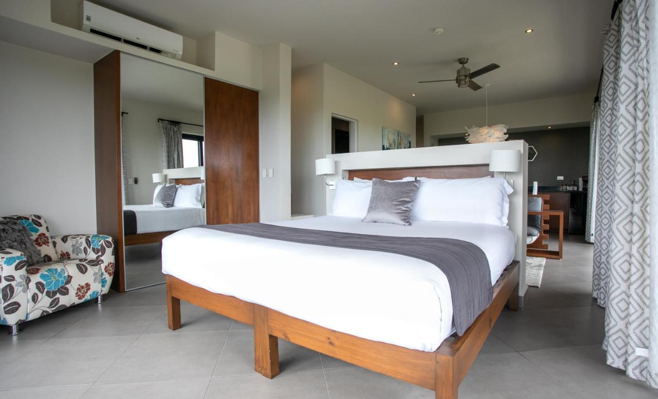 Aparthotel Honey B 3*