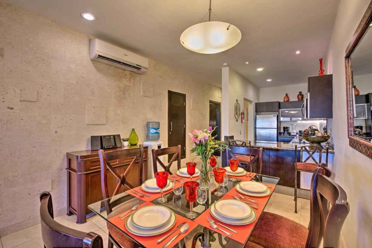 Beachfront With Pool Access! Apartment *
