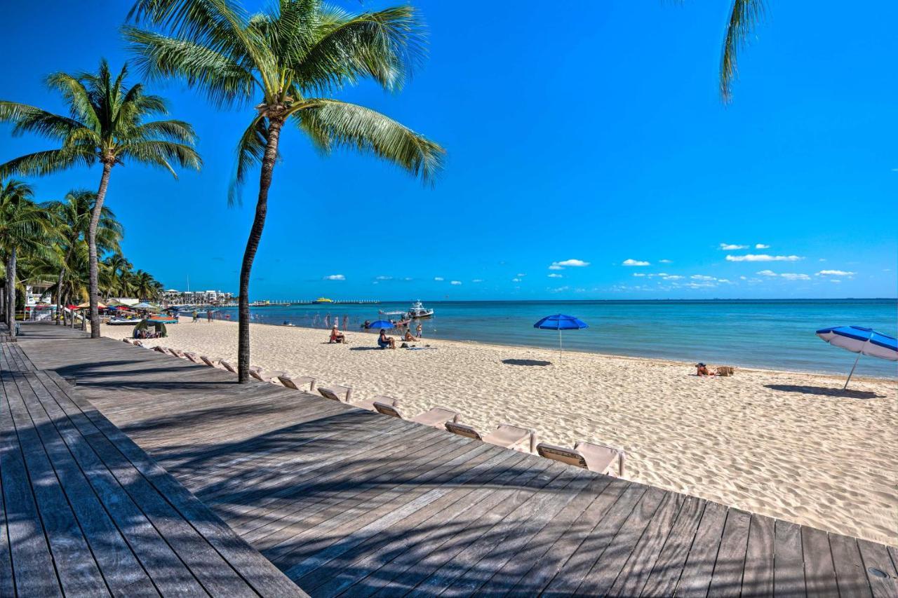 Beachfront With Pool Access! Apartment *