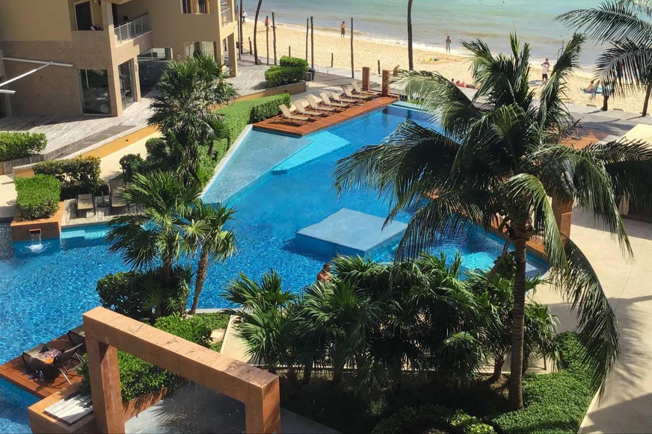 Apartment Beachfront With Pool Access! *