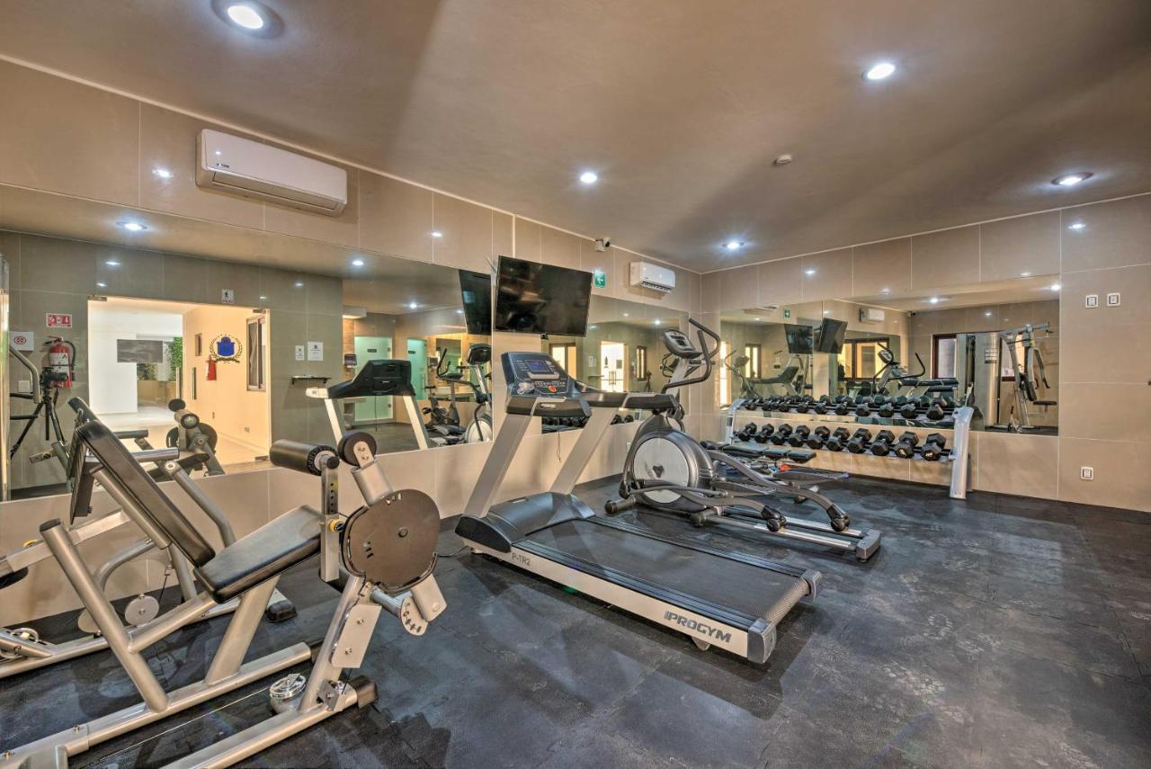 Apartment Beachfront With Pool Access! Playa del Carmen
