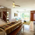 Canoeing Penthouse 3B At Downtown Playa Del Carmen