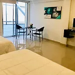 Deluxe Condos 42