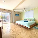 Playa Gem-A Unique Penthouse In Heart Of Downtown!