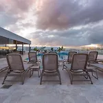 2Br In Top Location, Condo Ipana Brand New, High Speed Wifi, 3 Rooftop Pools, Gym And Rooftop Bar With Ocean View