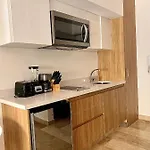 Beautiful Apartment 10 Meters From The Fifth Av