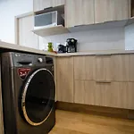 Macondo 5Ta Av Residences Fi