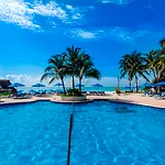 The Reef Playacar Beach Resort & Spa